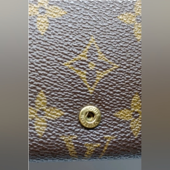 Louis Vuitton wallet - Picture 10 of 14